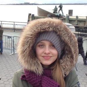 Meet your Posher, Laena